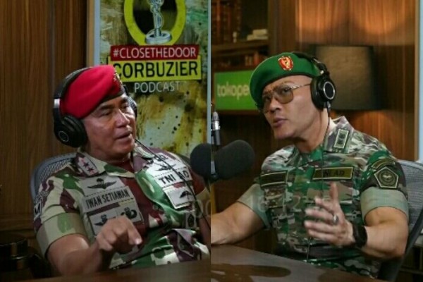 9 Potret Kebersamaan Deddy Corbuzier dan Danjen Kopassus, Sama Gagah!