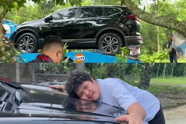 Karir Makin Mentereng, 9 Momen Nopek Novian Beli Mobil Mewah Pertama