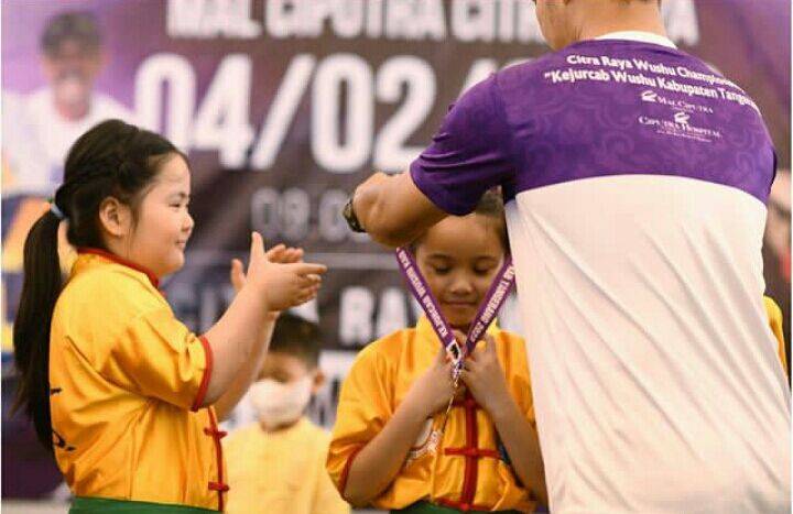 9 Potret Gempi Dapat Berbagai Juara, Anak Artis Berprestasi!