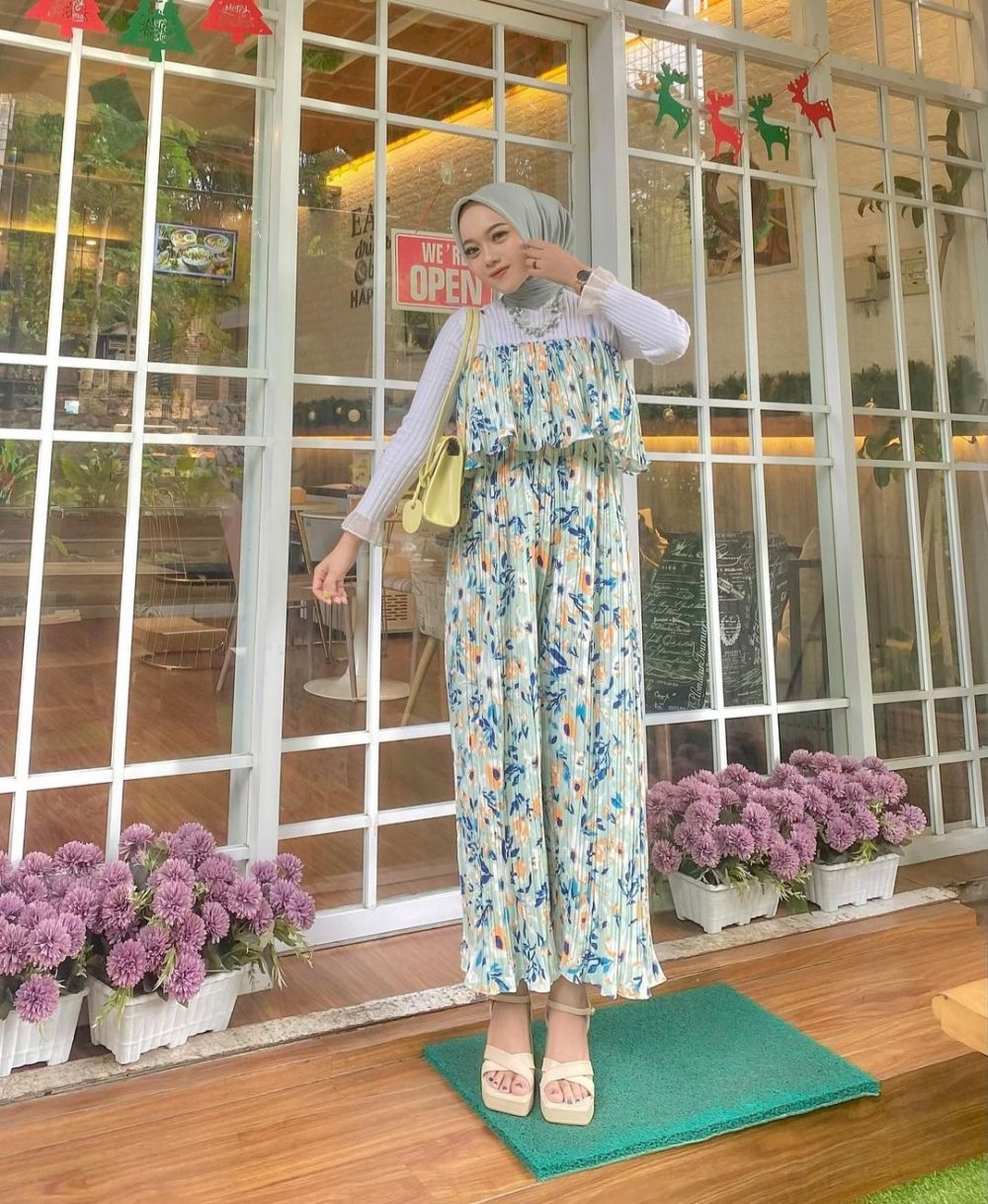 10 OOTD dengan One Set ala Hanifa Lestari, Simple dan Minimalis! 