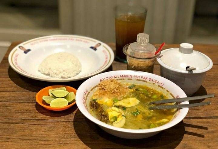 Spot Makan Soto Ayam Di Jakarta Porsi Mengenyangkan