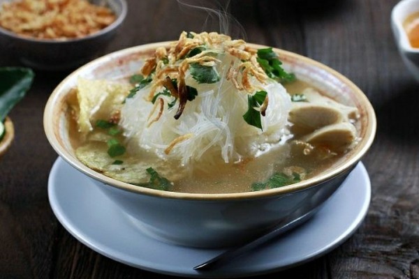 8 Spot Makan Soto Ayam di Jakarta, Porsi Mengenyangkan!