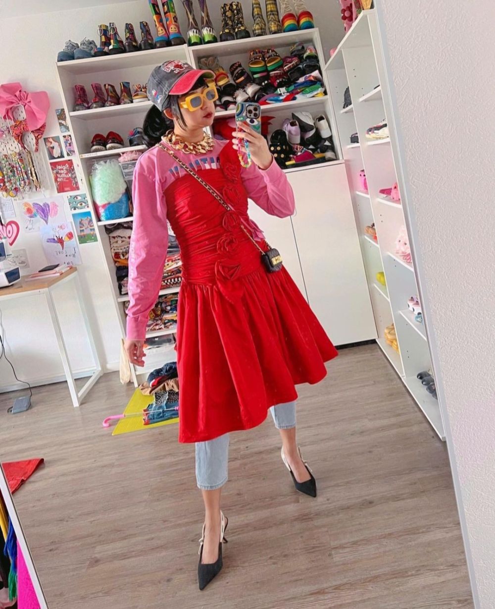 12 Koleksi Dress Colorful Diana Rikasari, Cocok untuk Birthday Party