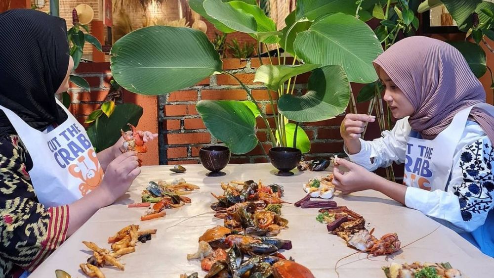 8 Tempat Makan Seafood di Malang, Enak Banget!