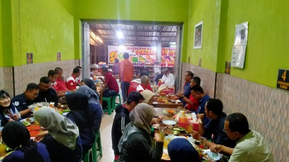 8 Tempat Makan Seafood di Malang, Enak Banget!