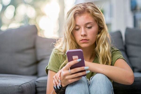 11 Aturan Bermain Media Sosial untuk Menjaga Kesehatan Mental