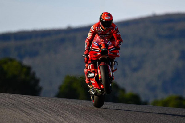Francesco Bagnaia Tampil Kuat di Tes Pramusim, Pembalap Lain Gentar?
