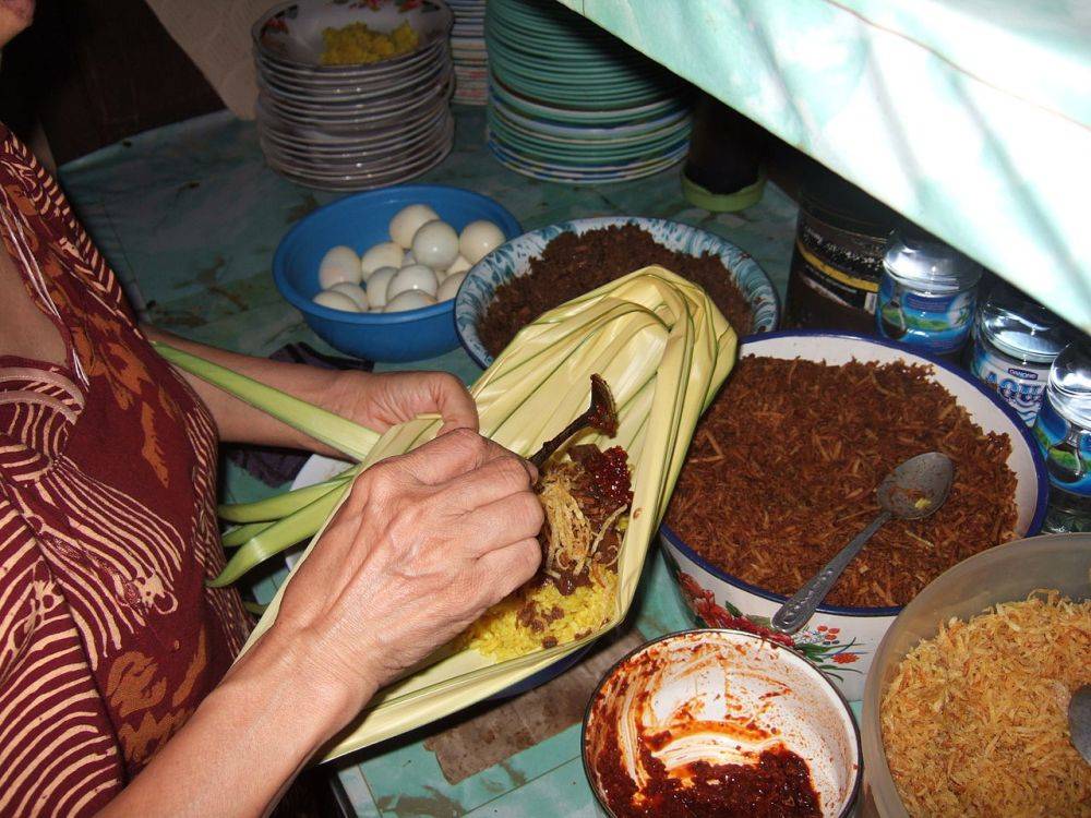 Cara Masak Nasi Kuning Rice Cooker, Kelezatannya Tiada Tara!