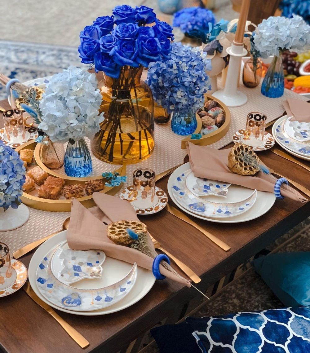 9 Ide Dekorasi Meja Makan untuk Lebaran, Makin Berkesan!