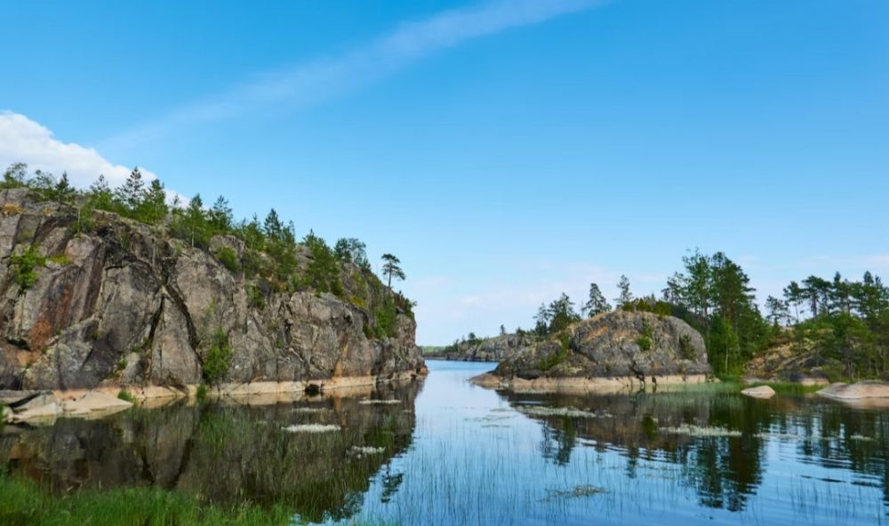 7 Potret Danau Ladoga, Danau Terbesar di Eropa, Pesona Magis