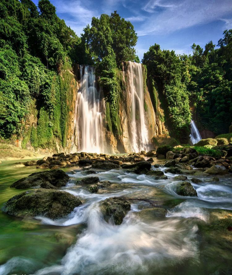 Curug Cikaso di Sukabumi