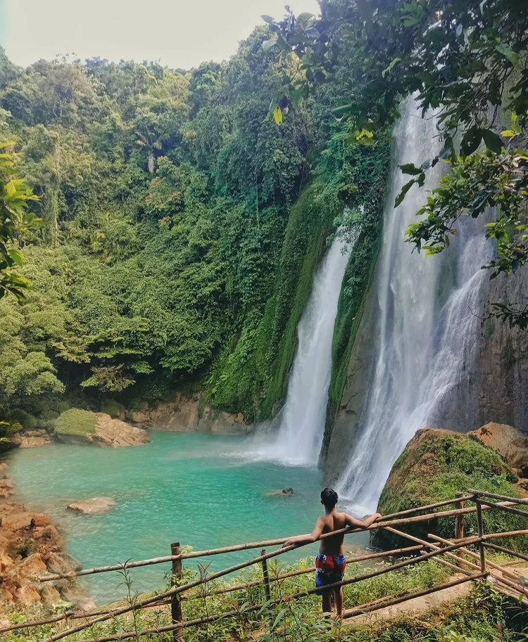 Curug Cikaso di Sukabumi