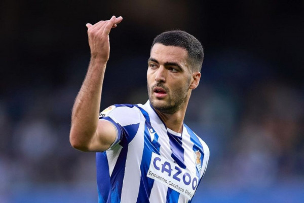 10 Potret Mikel Merino, Gelandang Tengah Andalan Real Sociedad