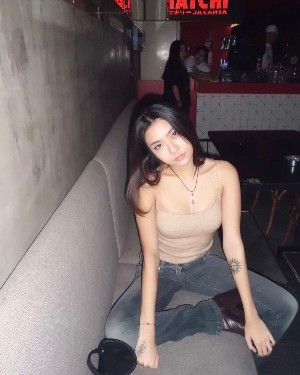 10 Potret Rachel Florencia yang Diduga Pacar Baru Reza Arap