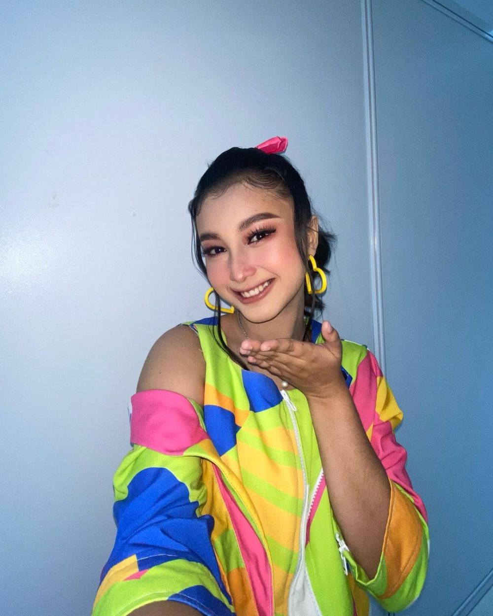 9 Inspirasi Makeup ala Cantika Davinca D'Koplo, Fresh Banget