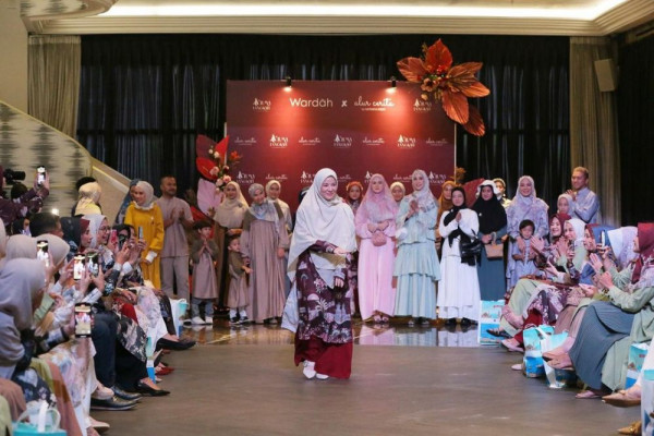 9 Potret Natasha Rizky Gelar Fashion Show, Serius Jadi Pebisnis!