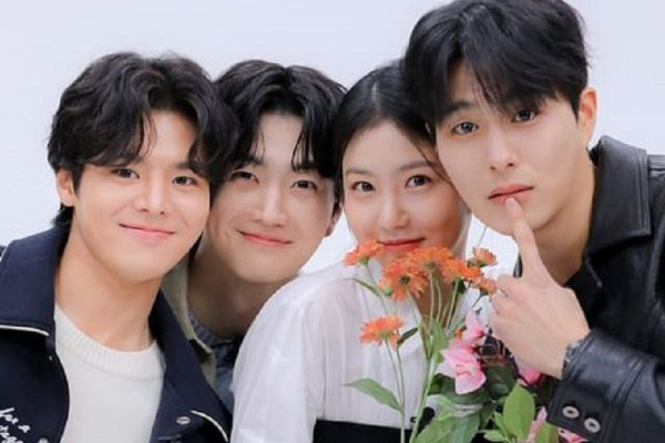 11 Usia Asli Cast The Secret Romantic Guesthouse, Main Role Seumuran!