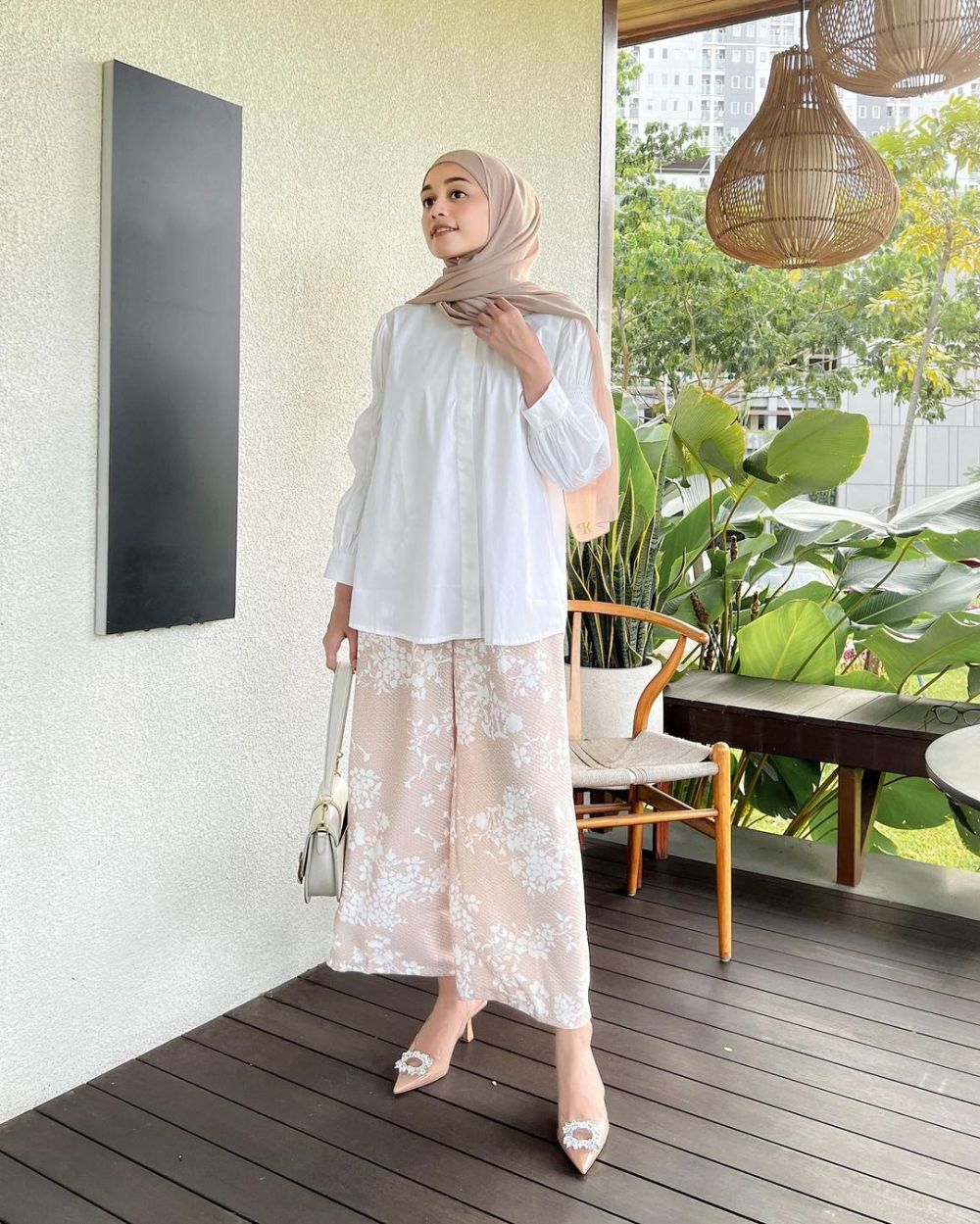 9 Mix n Match Kulot Hijab ala Nazlia Rahma, Nyaman Bergerak Bebas