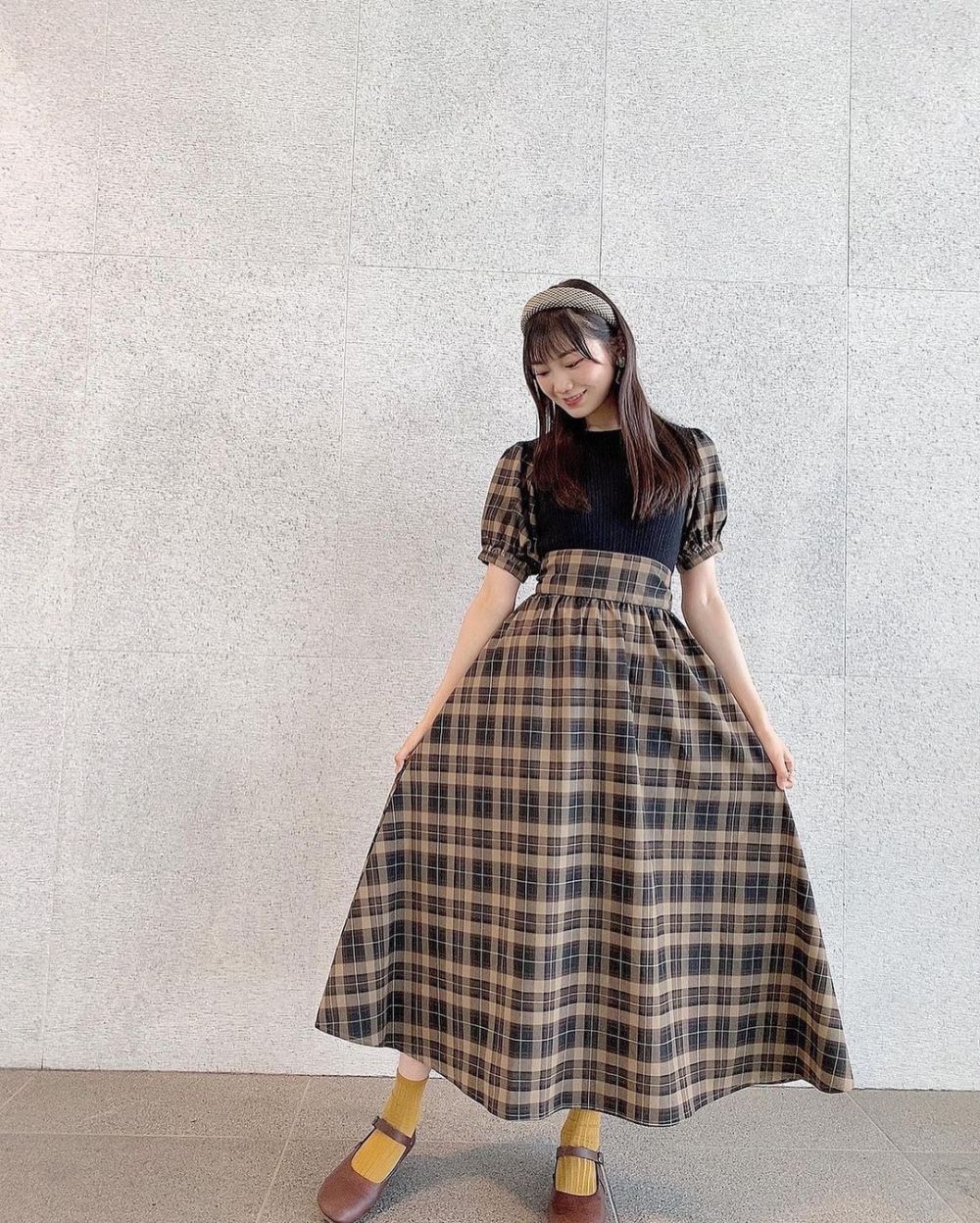 9 Inspirasi Outfit ala Fujisaki Miyu NGT48, Chic dan Manis!