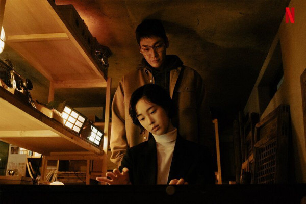 6 Drama Korea Thriller yang Gak Aman Ditonton saat Puasa, Bikin Batal