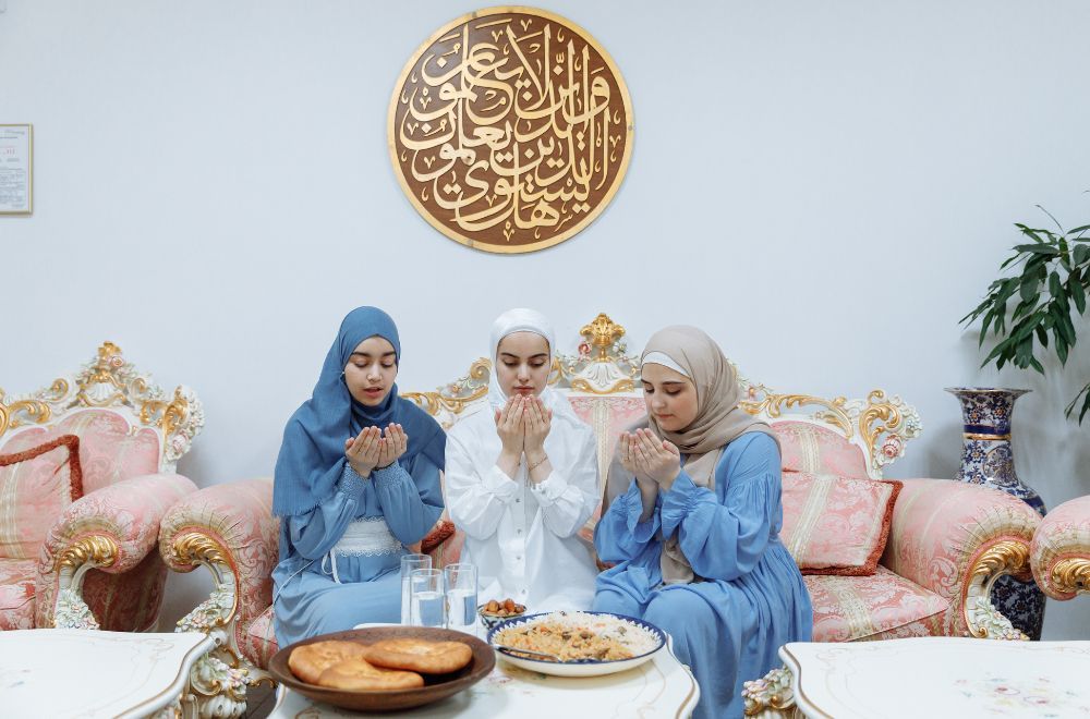 5 Alasan Bulan Ramadan Momen Tepat Memperbaiki Diri