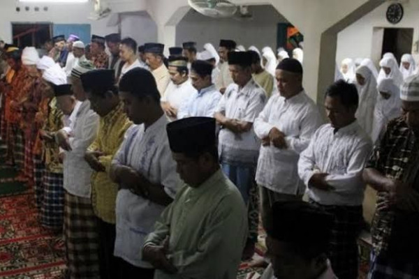 Tempat Salat Tarawih Tercepat Dan Terlama Di Indonesia