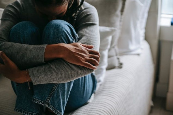 5 Tanda Kamu Mengalami Quarter Life Crisis, Harus Segera Bangkit Yuk