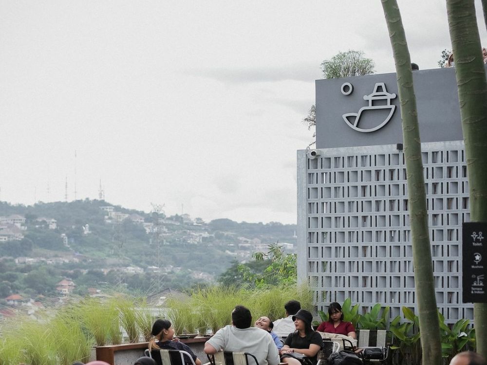 7 Rekomendasi Tempat Nongkrong di Semarang dengan View yang Keren Abis