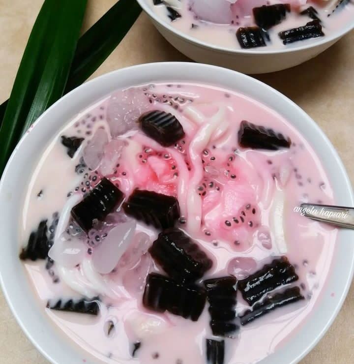 6 Aneka Resep Es Cincau, Menu Takjil yang Simpel dan Nyegerin!