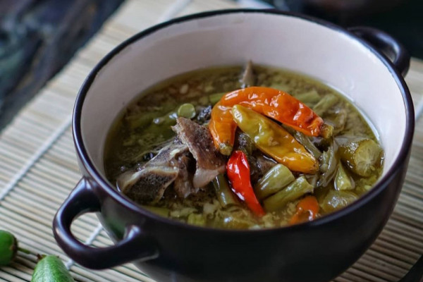 Resep Iga Garang Asam, Gurih dan Sedap Bumbu Kuahnya Meresap