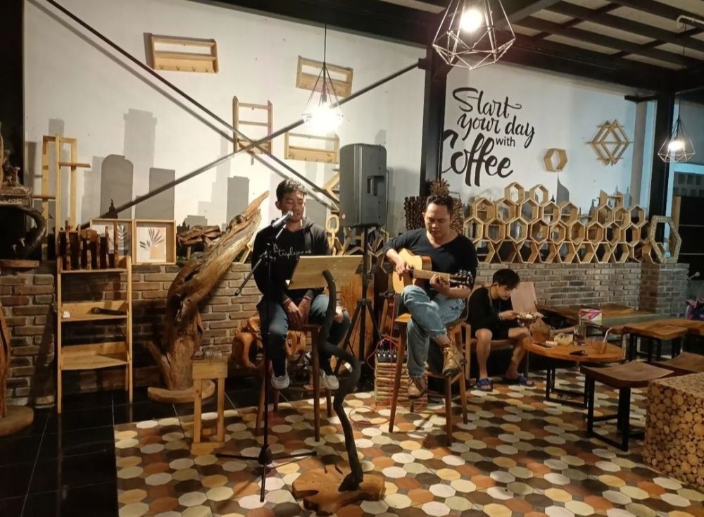5 Rekomendasi Cafe Asik Untuk Buka Bersama di Wonosobo, Ada Live Music
