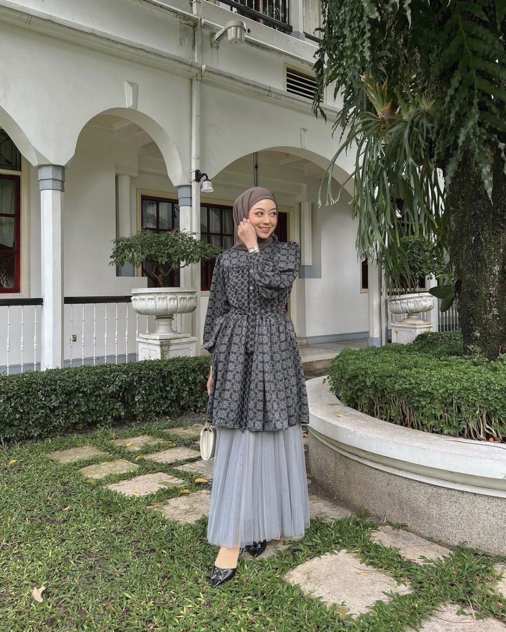 OOTD Kondangan Yang Simpel Nan Elegan