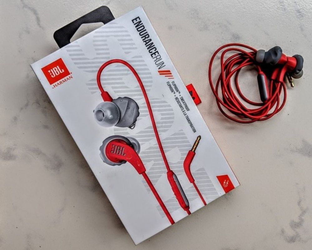 5 Earphone Pilihan yang Budgetable, Suara Jernih!  