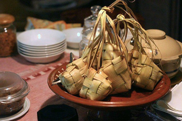 10 Kosakata Bahasa Inggris untuk Makanan Ramadan-Lebaran