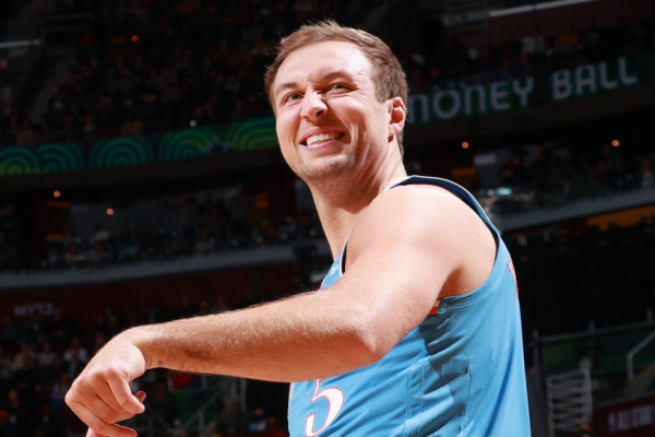 10 Potret Luke Kennard, Shooter Andalan Baru Memphis Grizzlies
