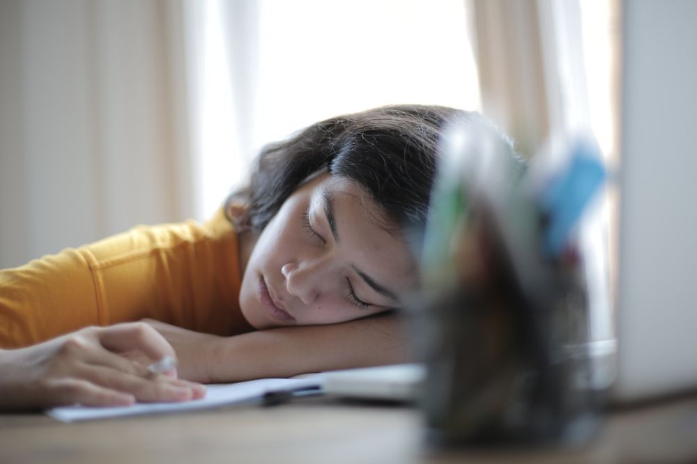 Pro Kontra Sekolah Jam 5 Pagi, Ini Dampak Kurang Tidur bagi Remaja