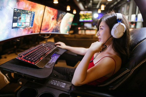 5 Rekomendasi Kursi Gaming Terbaik Buat Gamer Sejati
