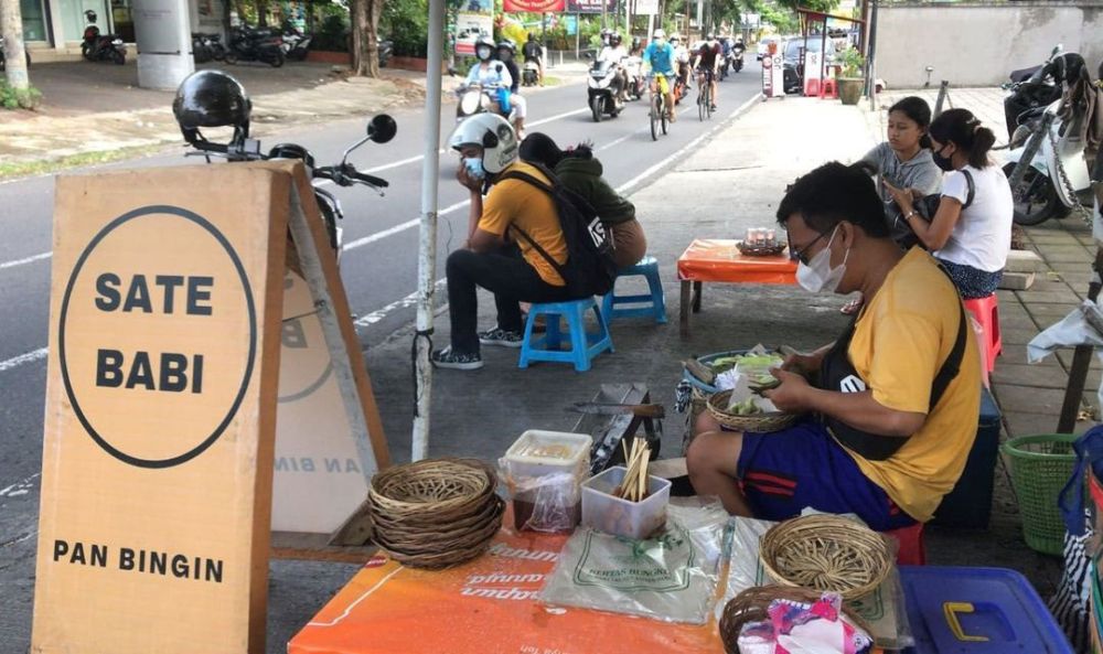 7 Warung Sate Babi Populer di Bali, Endul Banget Pokoknya!