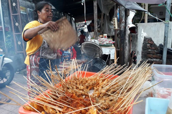 Sate Susu, Kuliner Ramadan Paling Ditunggu di Bali