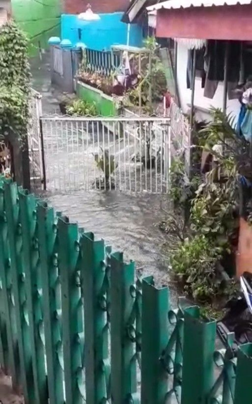 Hujan Sejak Sore, Kota Malang Terendam Banjir
