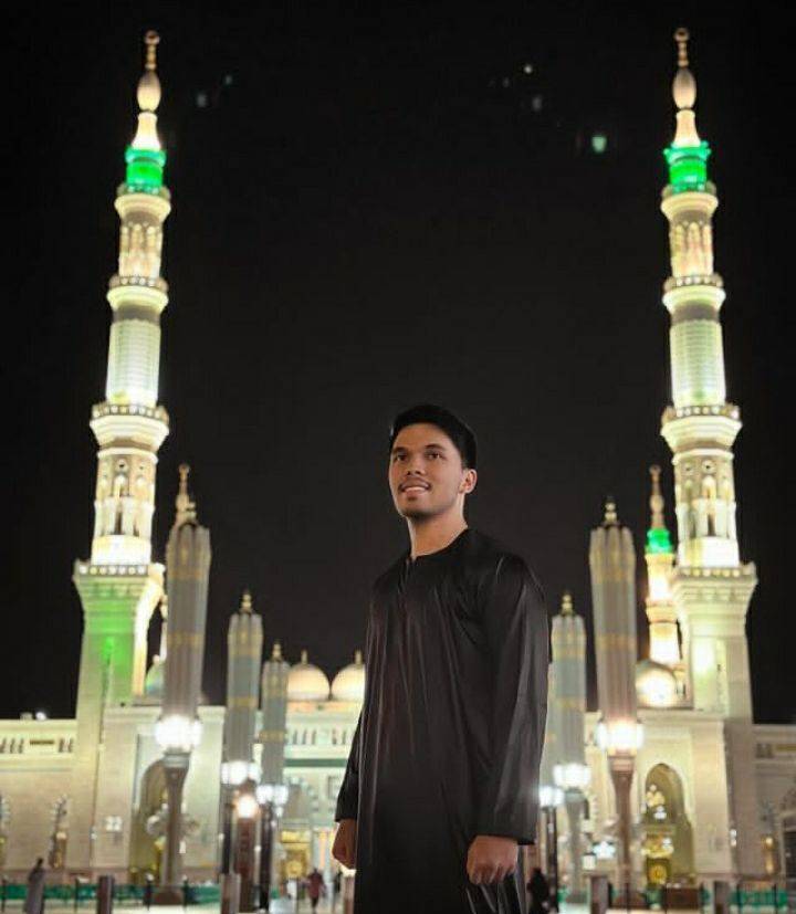 Artis Tanah Air Yang Berangkat Umrah Menjelang Ramadan