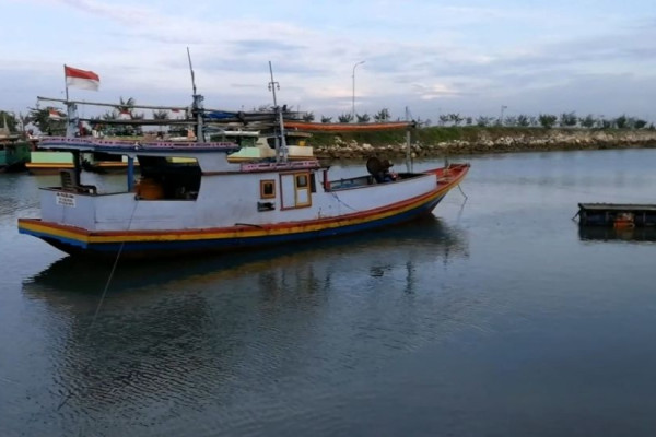 Pantai Pengkolan Lamongan: Informasi Lokasi, Rute, dan Tiket Masuk