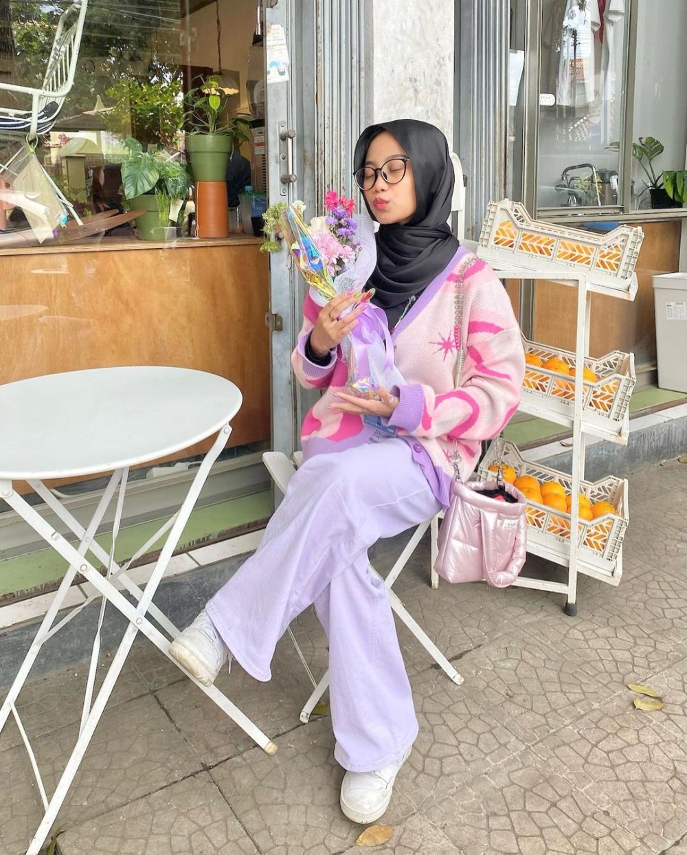 10 Inspirasi OOTD Cewek Kue ala Nayla Jasmine yang Colorful Banget!