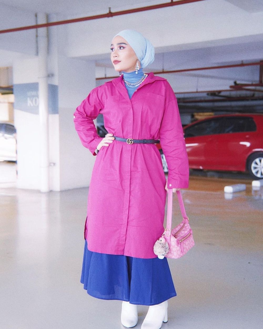 9 Inspirasi Hijab Modis ala Ashilla Sikado, Curi Atensi dengan Warna!