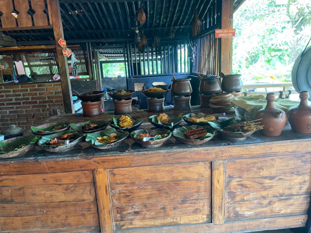 5 Keunikan Cengkir Heritage Resto, Bikin Pelanggan Betah 