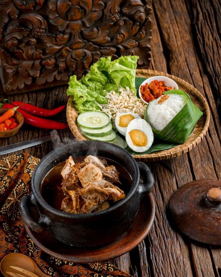 7 Rekomendasi Tempat Makan di Ungaran Semarang untuk Bukber Keluarga