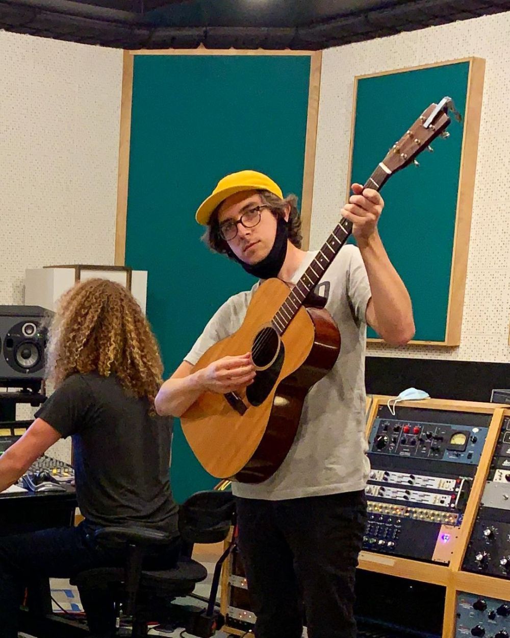 10 Potret Ricky Montgomery, Comeback Lewat Single 'Eraser'