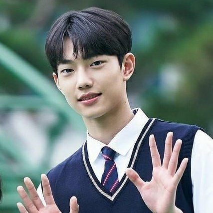 Fakta Unik Cho Jun Young Aktor Rookie yang Curi Perhatian