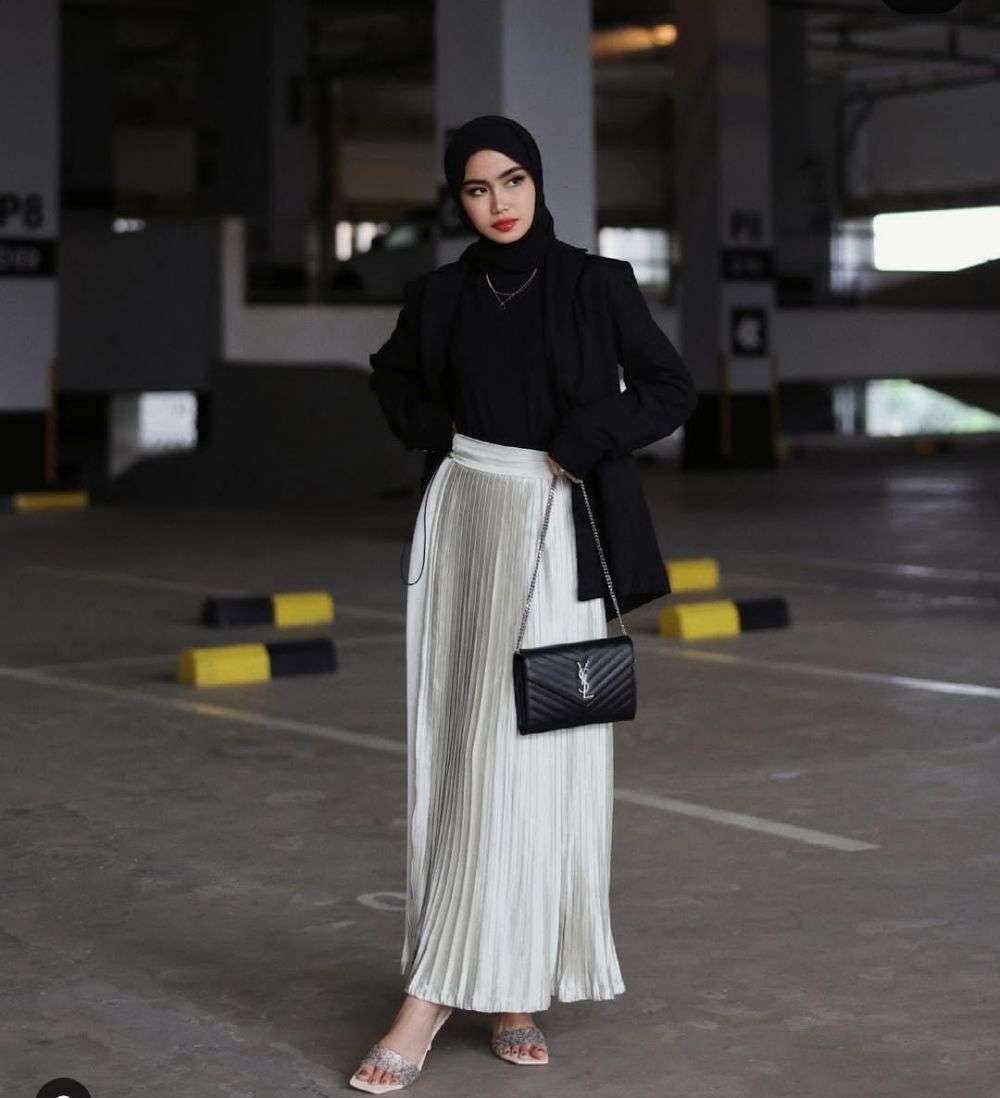 9 Outfit Old Money Buat Para Hijabers Ala Selebgram Sashfir