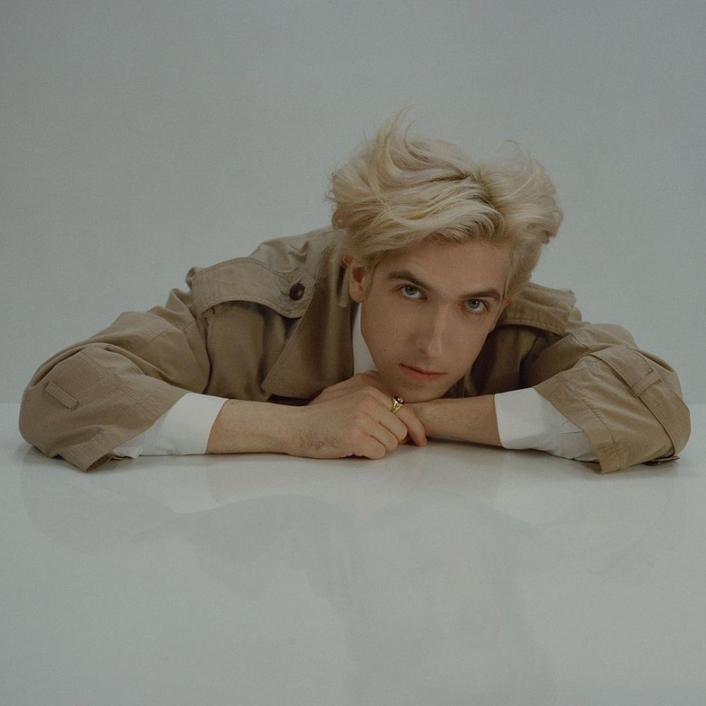 10 Potret Ricky Montgomery, Comeback Lewat Single 'Eraser'